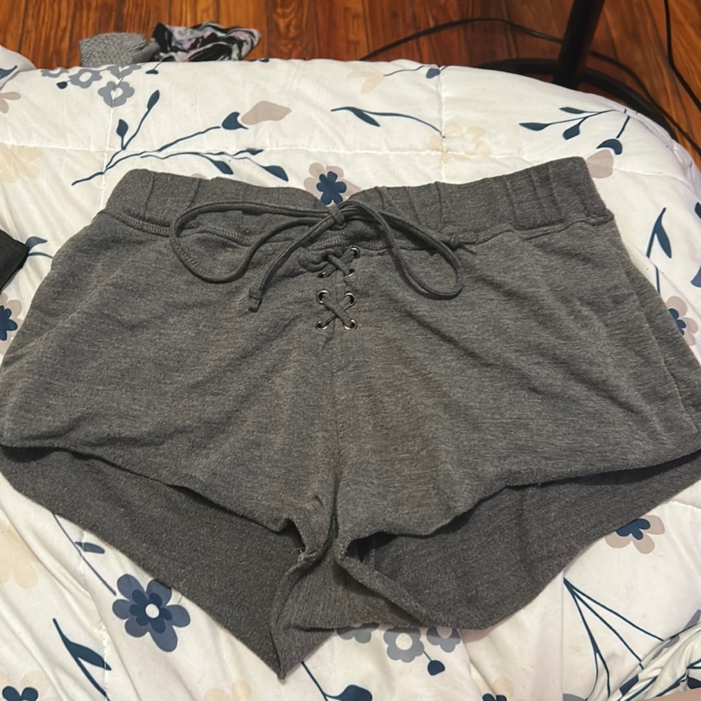 ME to WE gray comfy shorts 🖤